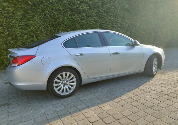 Opel Insignia cena 25900 przebieg: 212000, rok produkcji 2010 z Słupca małe 326